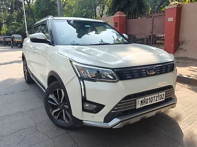 2021 Mahindra XUV300 W8 (O) 1.2 Petrol AMT [2021] 1
