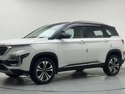 2022 MG Hector Sharp 1.5 Petrol Turbo Hybrid MT Dual Tone 1