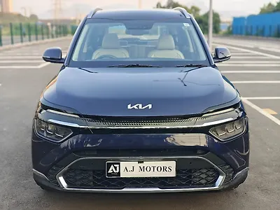 2022 Kia Carens Luxury Plus 1.5 Diesel AT 7 STR 1 2022 Kia Carens Luxury Plus 1.5 Diesel AT 7 STR 1