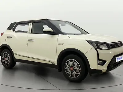 2022 महिंद्रा XUV300 W4 1.2 पेट्रोल [2019] 1