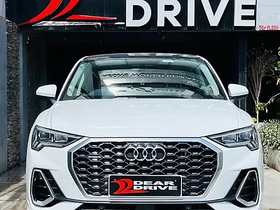 2025 Audi Q3 40 TFSI Technology 1