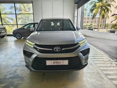 2023 Toyota Urban Cruiser Hyryder S 2WD CNG 1.5L Manual 1 2023 Toyota Urban Cruiser Hyryder S 2WD CNG 1.5L Manual 1