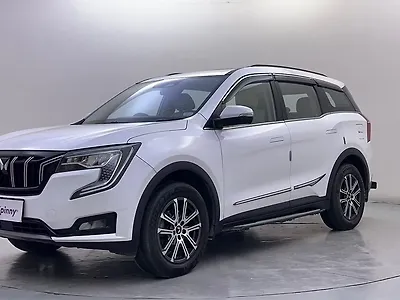 2025 Mahindra XUV700 AX7 2WD Petrol 2.0L Turbo Manual 7 STR 1 2025 Mahindra XUV700 AX7 2WD Petrol 2.0L Turbo Manual 7 STR 1