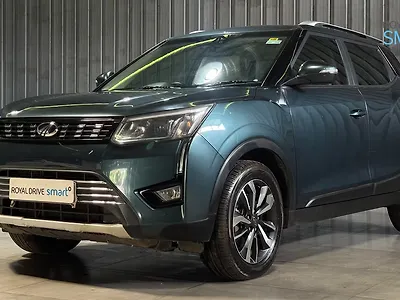 2019 Mahindra XUV300 W8 1.2 Petrol 1 2019 Mahindra XUV300 W8 1.2 Petrol 1