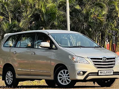 2015 Toyota Innova 2.5 ZX 7 STR BS-IV 1