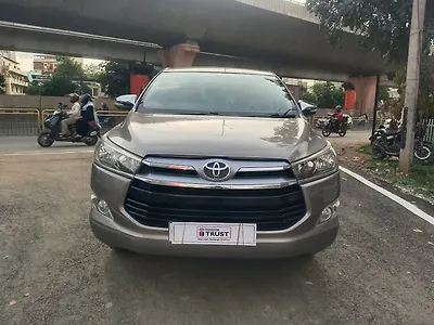 2017 टोयोटा इनोवा क्रिस्टा 2.8 gx 8 str ऑटोमैटिक [2016-2020] 1