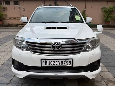 2013 Toyota Fortuner 3.0 4x2 AT 1 2013 Toyota Fortuner 3.0 4x2 AT 1
