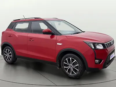 2022 Mahindra XUV300 W6 1.2 Petrol AMT [2021] 1