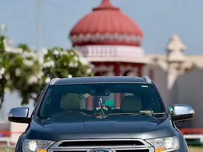 2018 फ़ोर्ड एंडेवर टाइटेनियम 3.2 4x4 ऑटोमैटिक 1 2018 फ़ोर्ड एंडेवर टाइटेनियम 3.2 4x4 ऑटोमैटिक 1