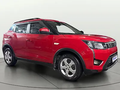 2023 महिंद्रा XUV300 w6 1.2 पेट्रोल 1