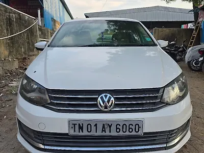 2015 Volkswagen Vento Highline Petrol AT 1