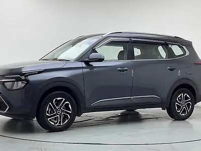 2022 Kia Carens Prestige Plus 1.4 Petrol MT 7 STR 1 2022 Kia Carens Prestige Plus 1.4 Petrol MT 7 STR 1