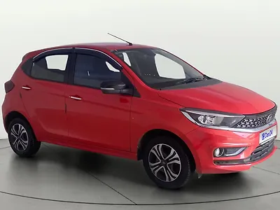 2024 Tata Tiago XZA Plus [2023-2025] 1