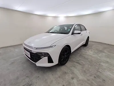 2023 हुंडई वरना SX Turbo Petrol 1.5L Turbo Automatic (DCT) 1 2023 हुंडई वरना SX Turbo Petrol 1.5L Turbo Automatic (DCT) 1