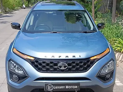 2022 Tata Safari XZA Plus 1 2022 Tata Safari XZA Plus 1