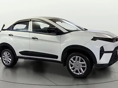 2024 Tata Nexon Smart Plus 1.2 Petrol 6AMT [2024-2025] 1