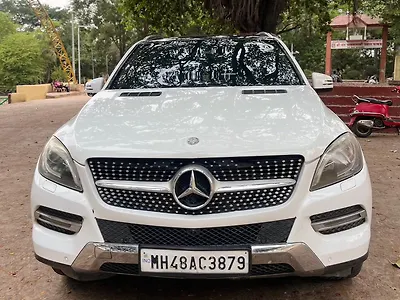 2015 Mercedes-Benz M-Class ML 350 CDI 1 2015 Mercedes-Benz M-Class ML 350 CDI 1