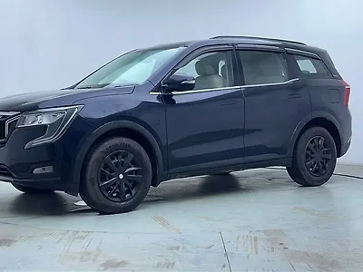 2023 Mahindra XUV700 AX 3 Diesel MT 7 STR [2021] 1