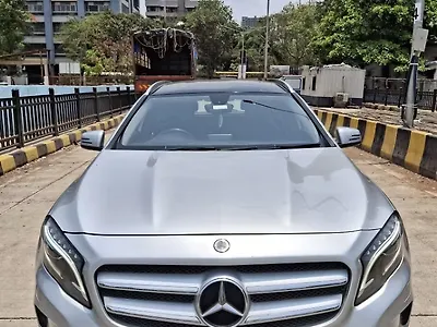 2015 Mercedes-Benz GLA 200 Sport 1
