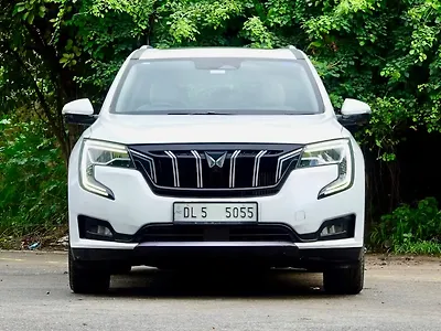 2023 Mahindra XUV700 AX 7 Petrol AT Luxury Pack 7 STR [2021] 1