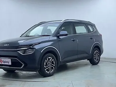 2022 Kia Carens Prestige Plus 1.4 Petrol MT 7 STR 1 2022 Kia Carens Prestige Plus 1.4 Petrol MT 7 STR 1