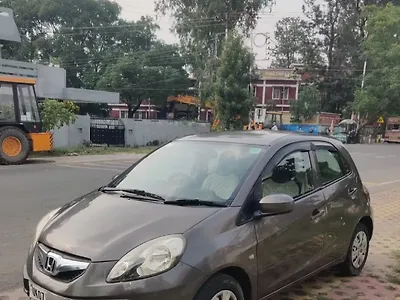 2012 होंडा ब्रियो एस एमटी 1