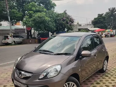 2015 होंडा ब्रियो एस एमटी 1