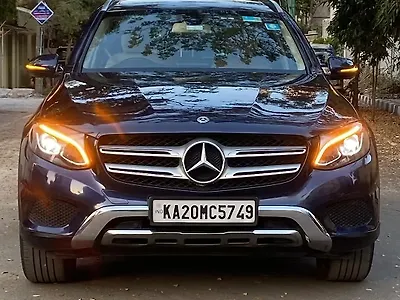2019 Mercedes-Benz GLC 220 d Progressive 1