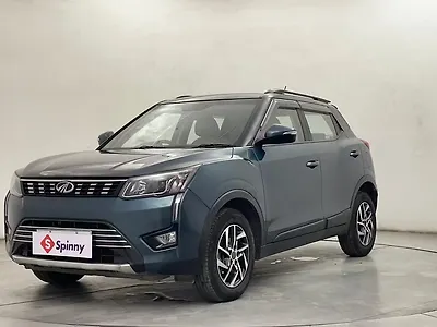 2022 Mahindra XUV300 W8 (O) 1.5 Diesel AMT 1