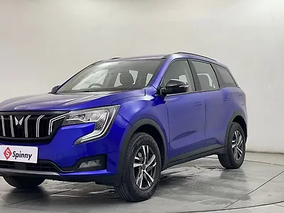 2022 Mahindra XUV700 AX 5 Petrol MT 5 STR [2021] 1