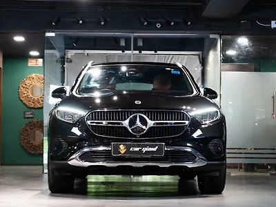 2024 Mercedes-Benz GLC 300 4MATIC 1 2024 Mercedes-Benz GLC 300 4MATIC 1