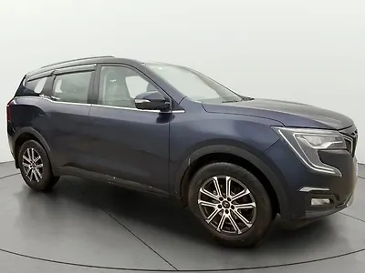2023 Mahindra XUV700 AX 7 Diesel MT Luxury Pack 7 STR [2021] 1