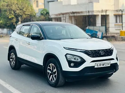 2022 Tata Harrier XZA Plus Dark Edition 1