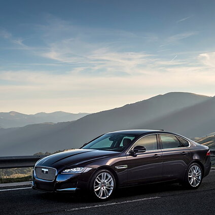 Jaguar-Cars-in-India---Jaguar-Car-Models---Prices,-Reviews-...
