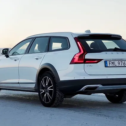 Volvo Cars In India Volvo Car Models Prices Reviews