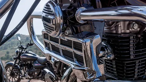 Bajaj Avenger Cruise 220 Rear