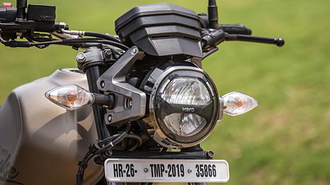 hero xpulse 200t headlight price