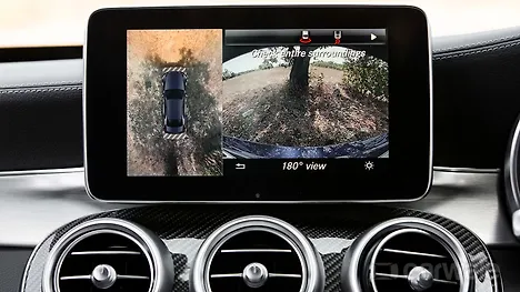 मर्सिडीज़ बेंज़ सी-क्लास [2014-2018] डैशबोर्ड