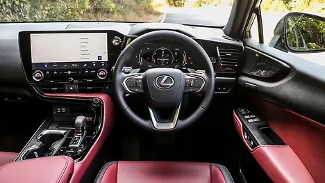 लेक्सस एनएक्स स्टीयरिंग व्हील