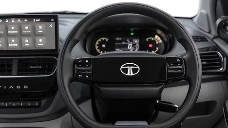 टाटा टियागो स्टीयरिंग व्हील