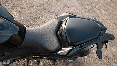 z800 seat