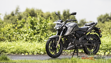 Bajaj Pulsar NS200 Action Image - BikeWale