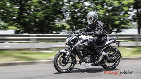 Bajaj Pulsar NS200 Action Image - BikeWale