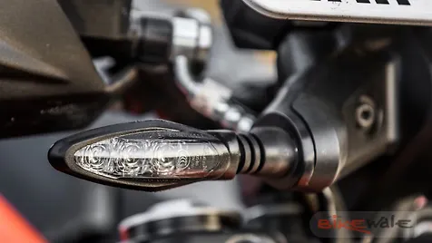 ktm duke 125 indicators