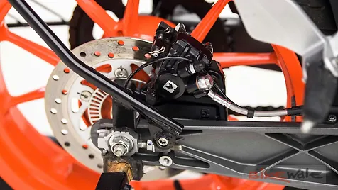 KTM 125 Duke [2021] Rear Brake Image - BikeWale