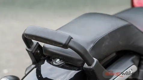 Bajaj Avenger Street 160 Action Image - BikeWale