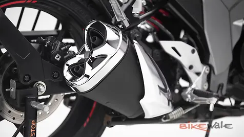 suzuki gixxer side panel price