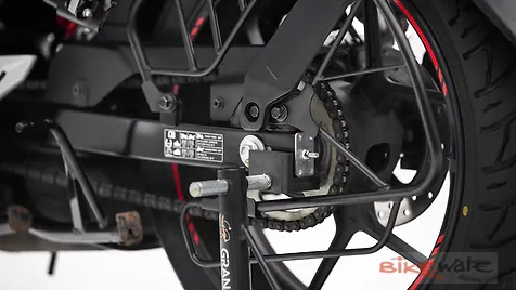 Suzuki Gixxer Tank Image - BikeWale