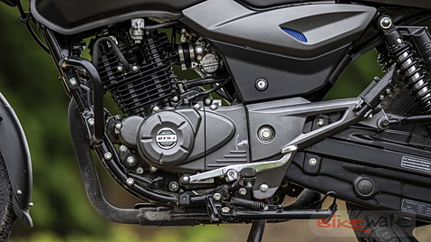 Bajaj Pulsar 125 Front Three-Quarter Image - BikeWale