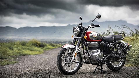 Royal Enfield Classic 350 Left Front Three Quarter Image - BikeWale